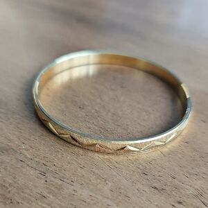 Trifari Elegant Gold Bangle Bracelet